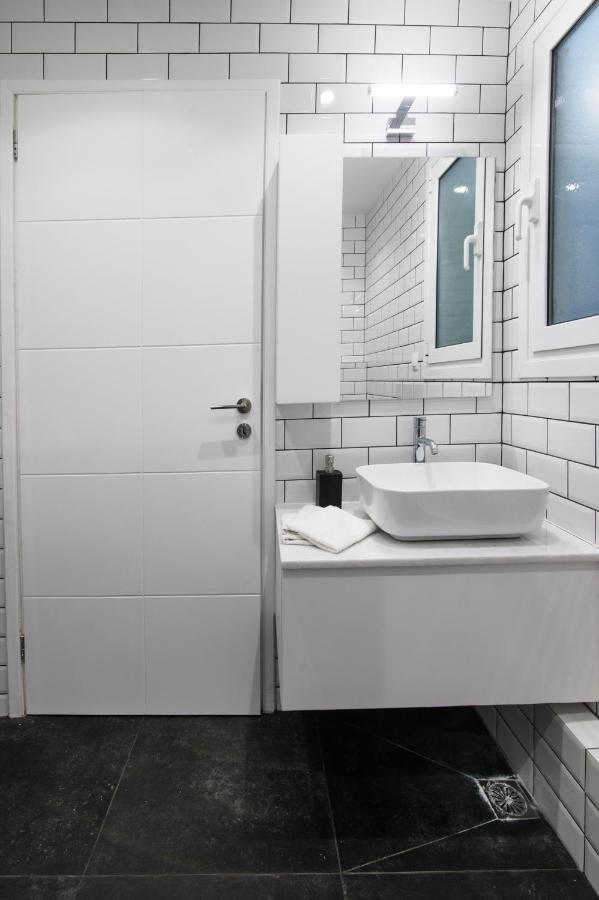 Luxury 1-Bedroom Apartment By The Sea In 아테네 외부 사진